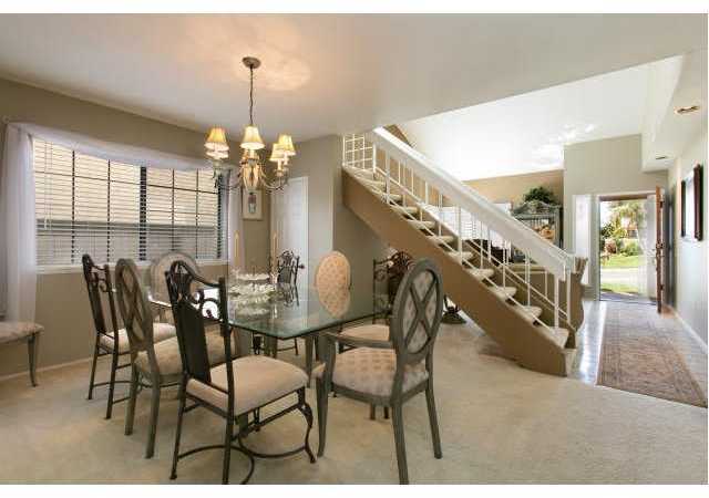 955 Alyssum Road Carlsbad, CA 92011 - Photo 4 of 25