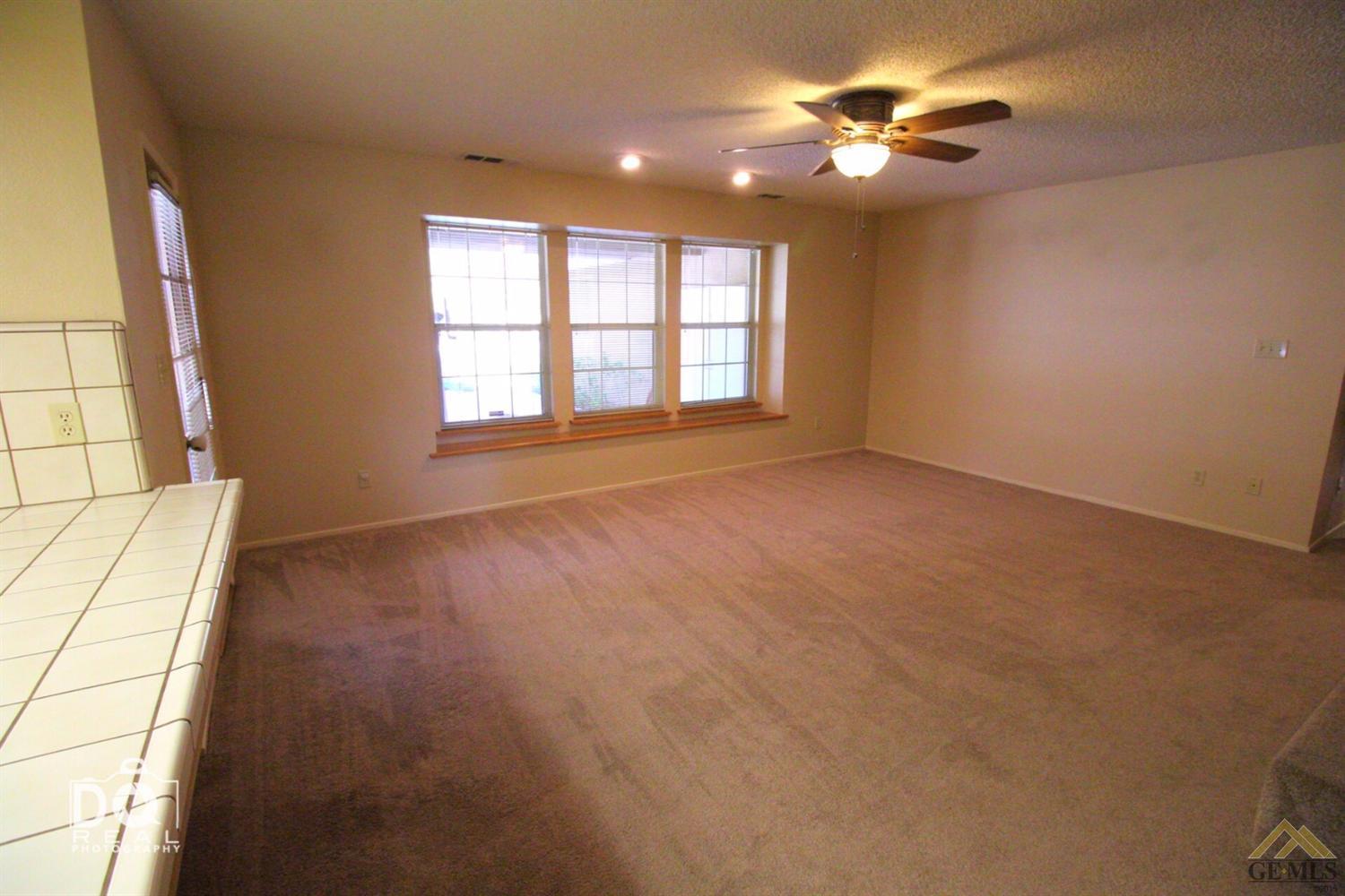 1813 Jenkins Road Bakersfield, CA 93314 - Photo 8 of 30 Gallery Image 8