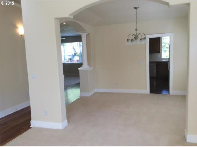 16605 Southwest Rogue River Terrace Beaverton, OR 97006 - Photo 14 of 16