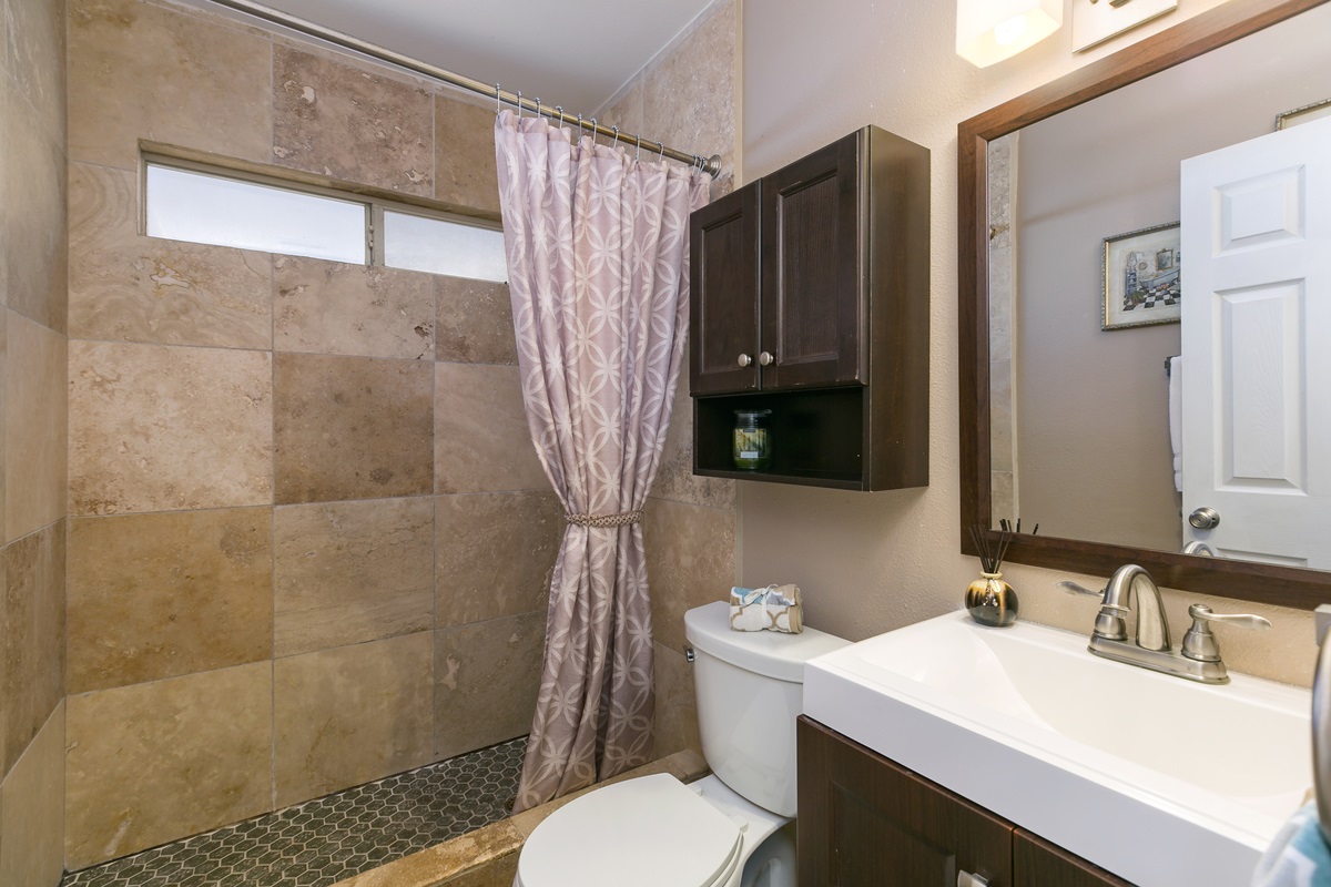 4524 Sunrise Ridge Oceanside, CA 92056 - Photo 5 of 14 Full Bath