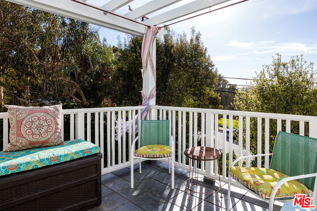 28930 Hampton Place Malibu, CA 90265 - Photo 28 of 34