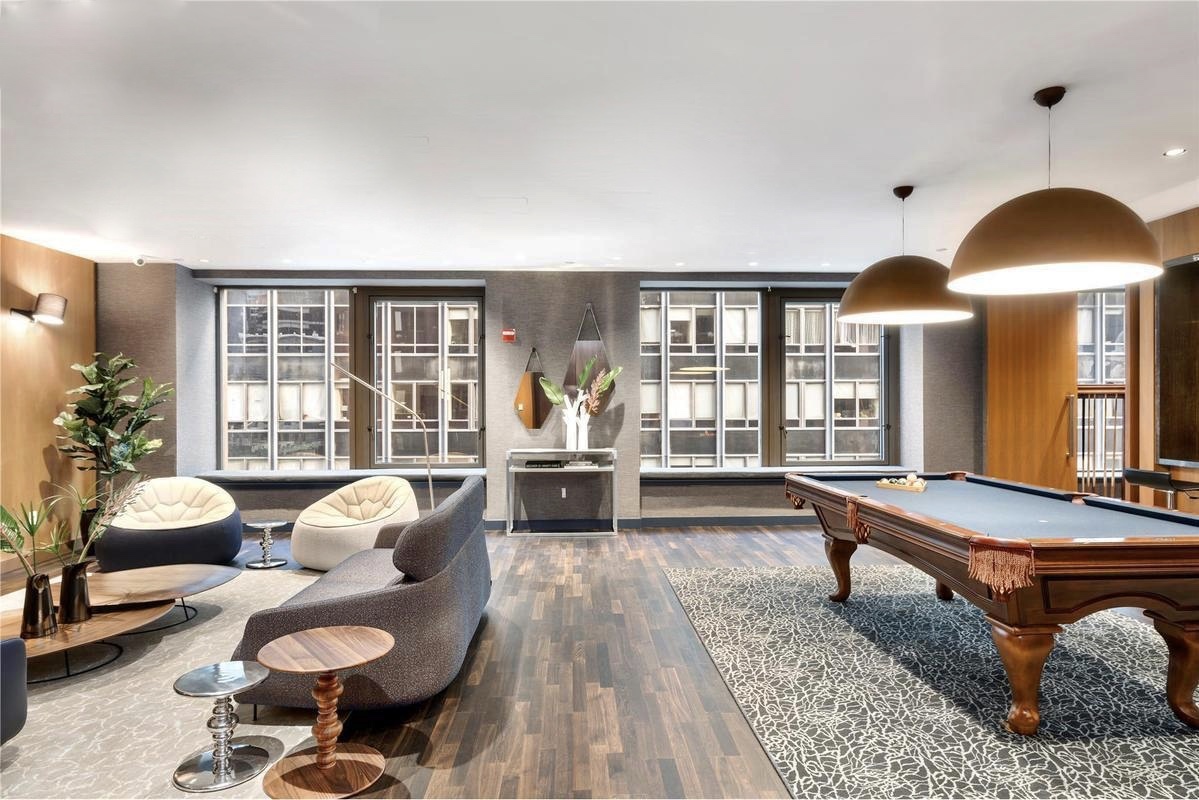 75 Wall Street, Unit 21I Manhattan, NY 10005 - Photo 6 of 9