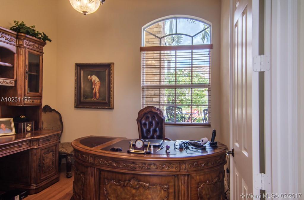9946 Vía Bernini Lake Worth, FL 33467 - Photo 26 of 35