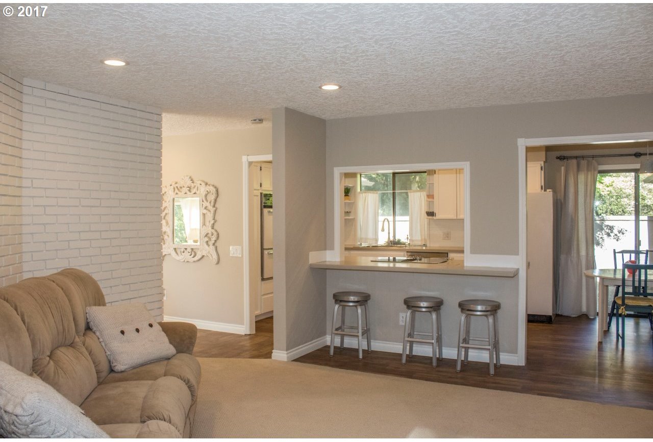 15965 Southwest Bull Mountain Road Tigard, OR 97224 - Photo 11 of 22 Gallery Image 11
