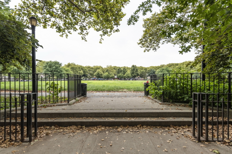 30 Orient Avenue, Unit 2A Brooklyn, NY 11211 - Photo 8 of 10