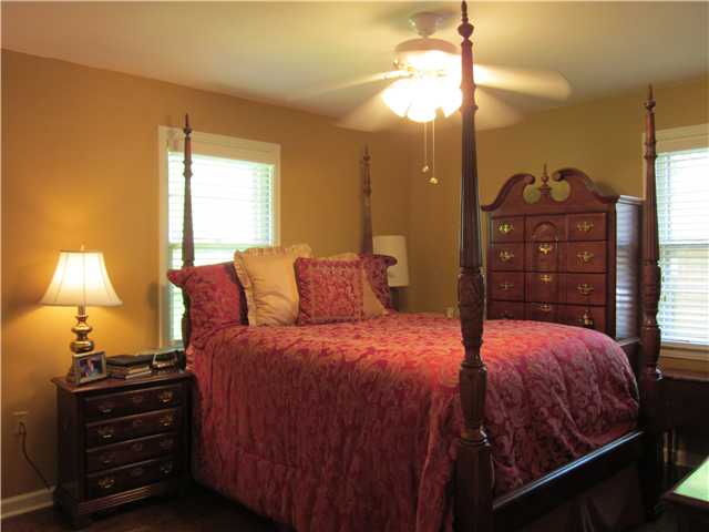 4935 Kaye Road Memphis, TN 38117 - Photo 9 of 11