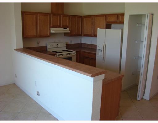 12010 Southwest 268th Street, Unit 37 Homestead, FL 33032 - Photo 4 of 9