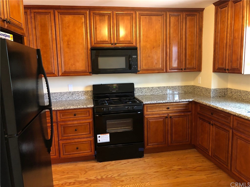 3910 West 182nd Street, Unit 1 Torrance, CA 90504 - Photo 8 of 19