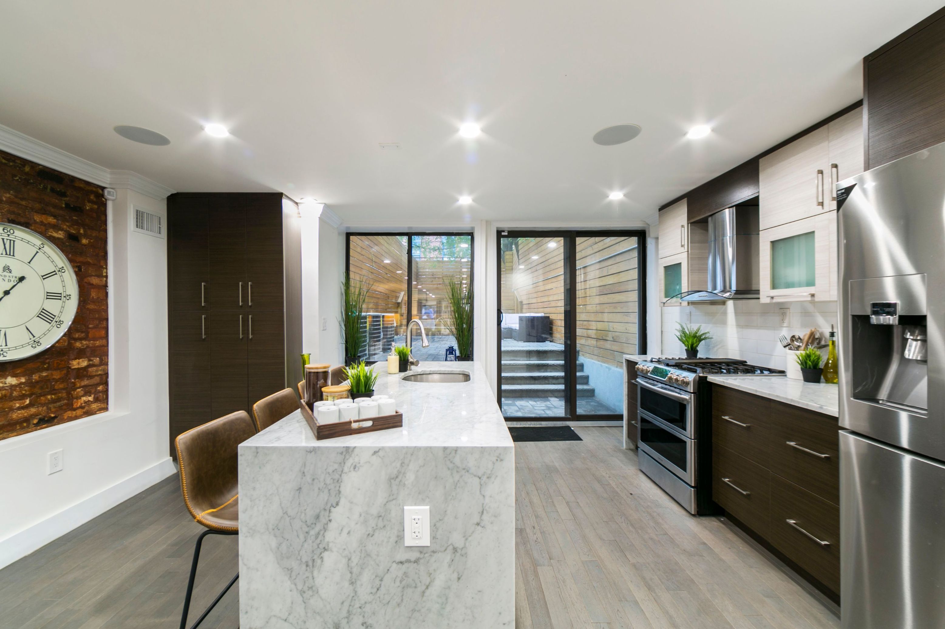 578 Quincy Street, Unit 1 Brooklyn, NY 11221 - Photo 1 of 11