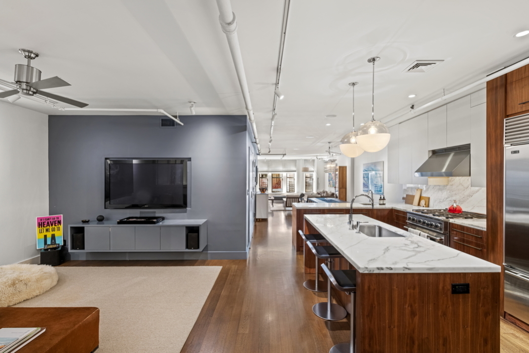 133-131 West 28th Street, Unit 5AD Manhattan, NY 10001 - Photo 7 of 16