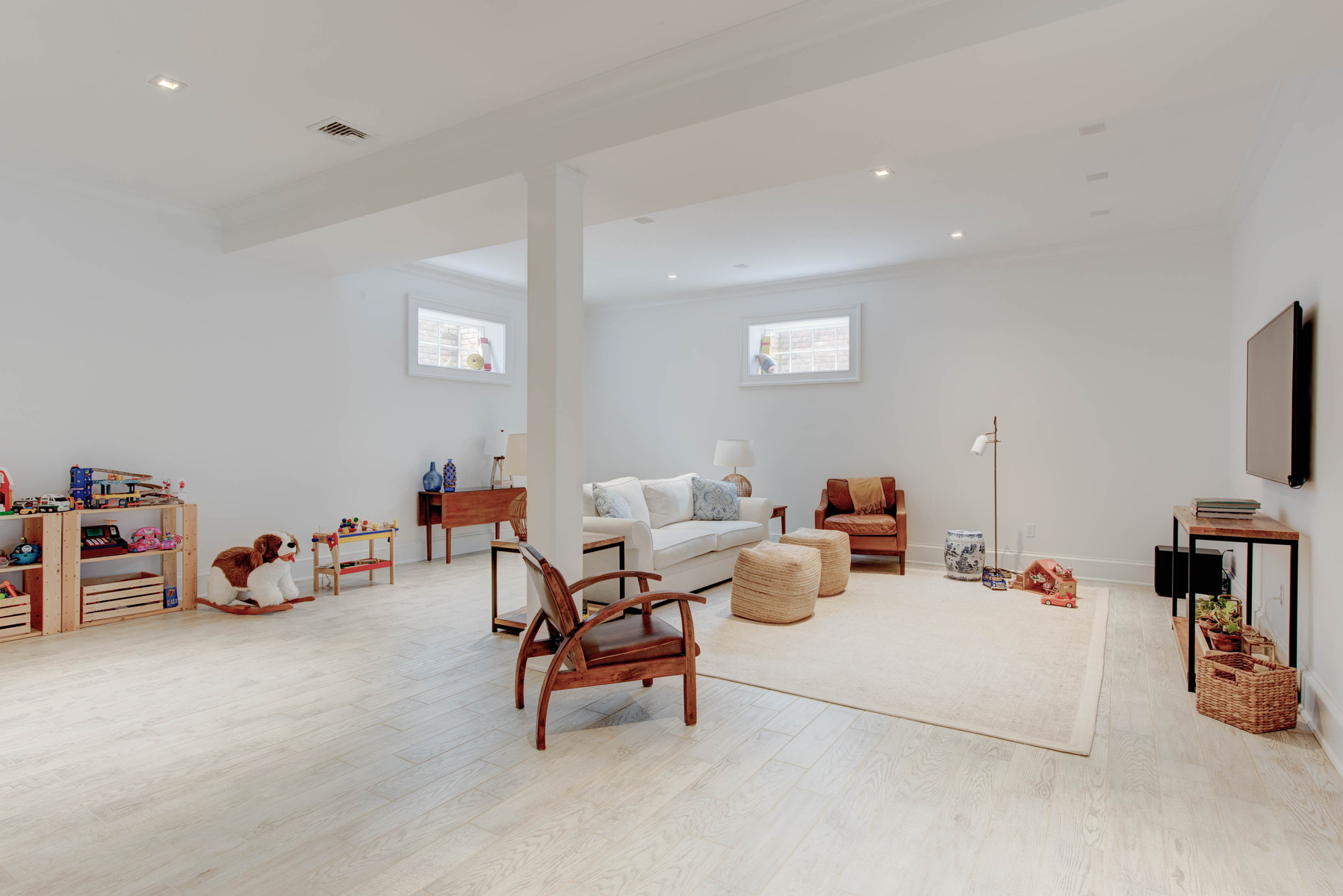 166 Maple Lane Bridgehampton, NY 11932 - Photo 16 of 20