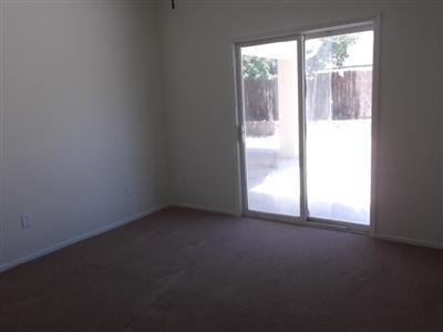 4320 Berkshire Road Bakersfield, CA 93313 - Photo 8 of 16 Gallery Image 8