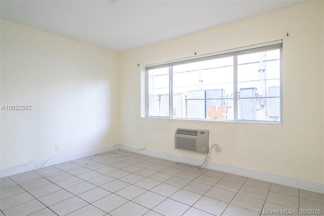 320 86th Street, Unit 1 Miami Beach, FL 33141 - Photo 10 of 20