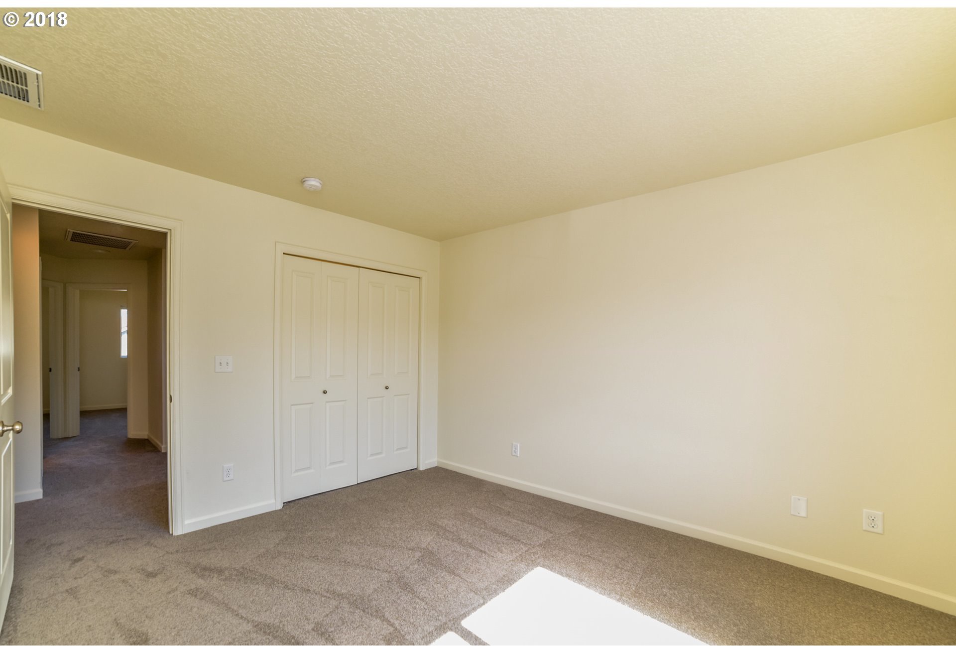 827 Southwest Windrose Terrace Beaverton, OR 97003 - Photo 18 of 32