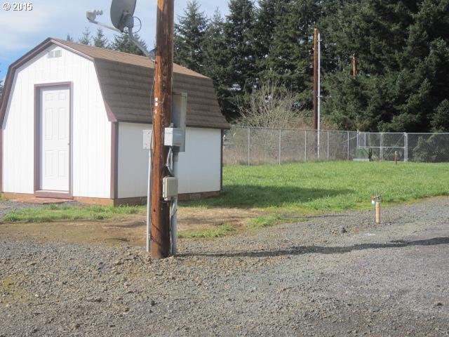 378 Moon Hill Road Tenmile, OR 97481 - Photo 9 of 13