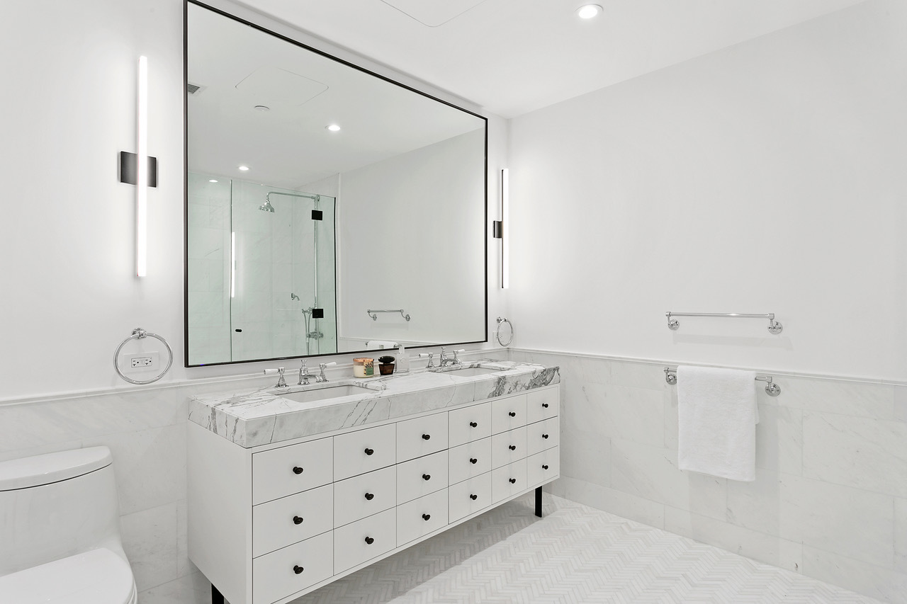 438 E 12th St, Unit 3F Manhattan, NY 10009 - Photo 5 of 8