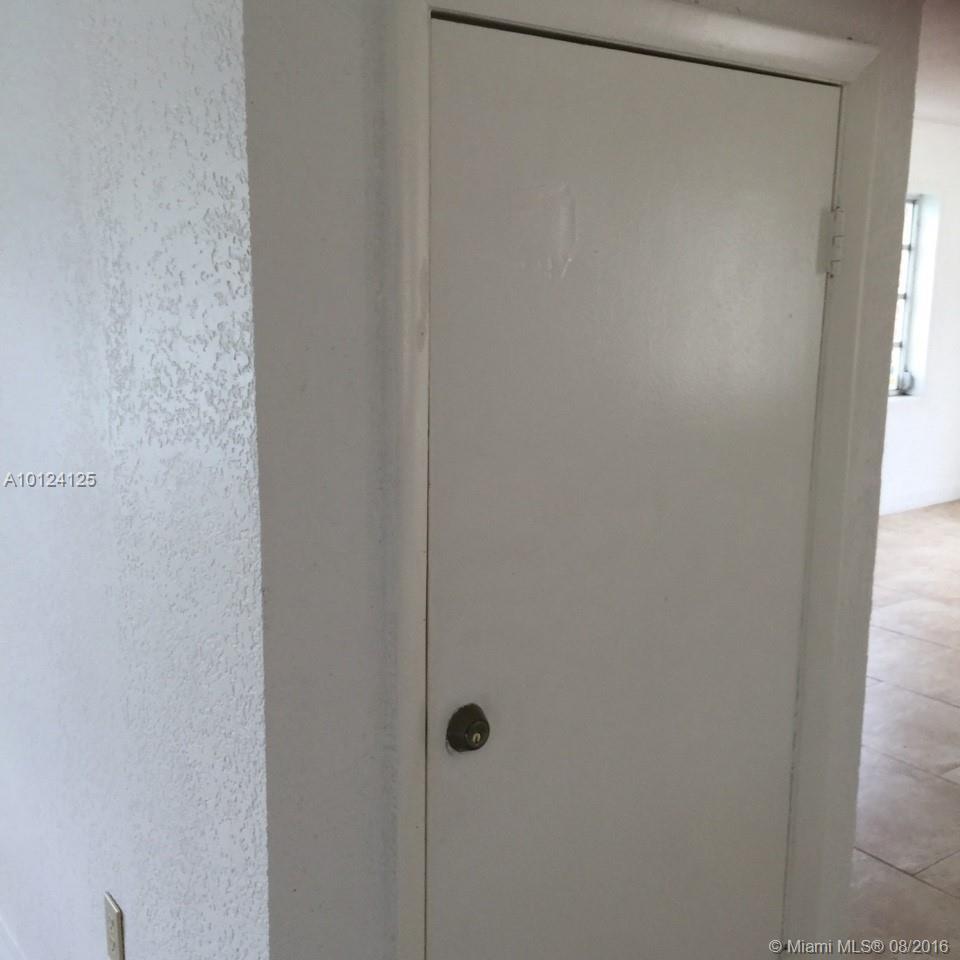 3704 East Shore Road Miramar, FL 33023 - Photo 18 of 20