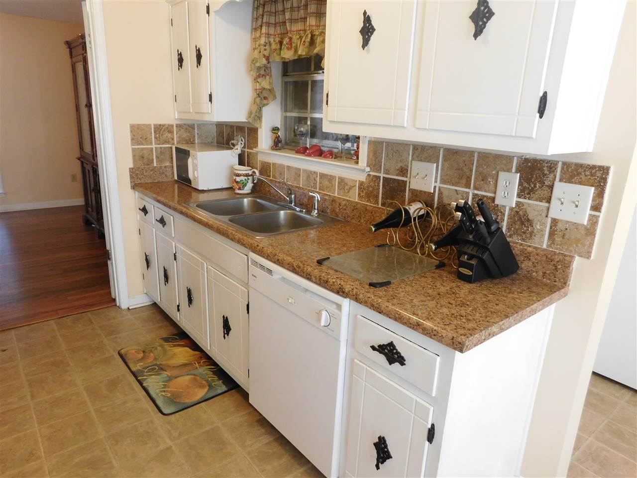 2083 Pennel Road Memphis, TN 38116 - Photo 8 of 23 Gallery Image 8