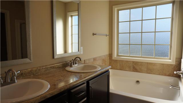 60 Pine Ridge Clarksville, TN 37040 - Photo 12 of 30 Gallery Image 12