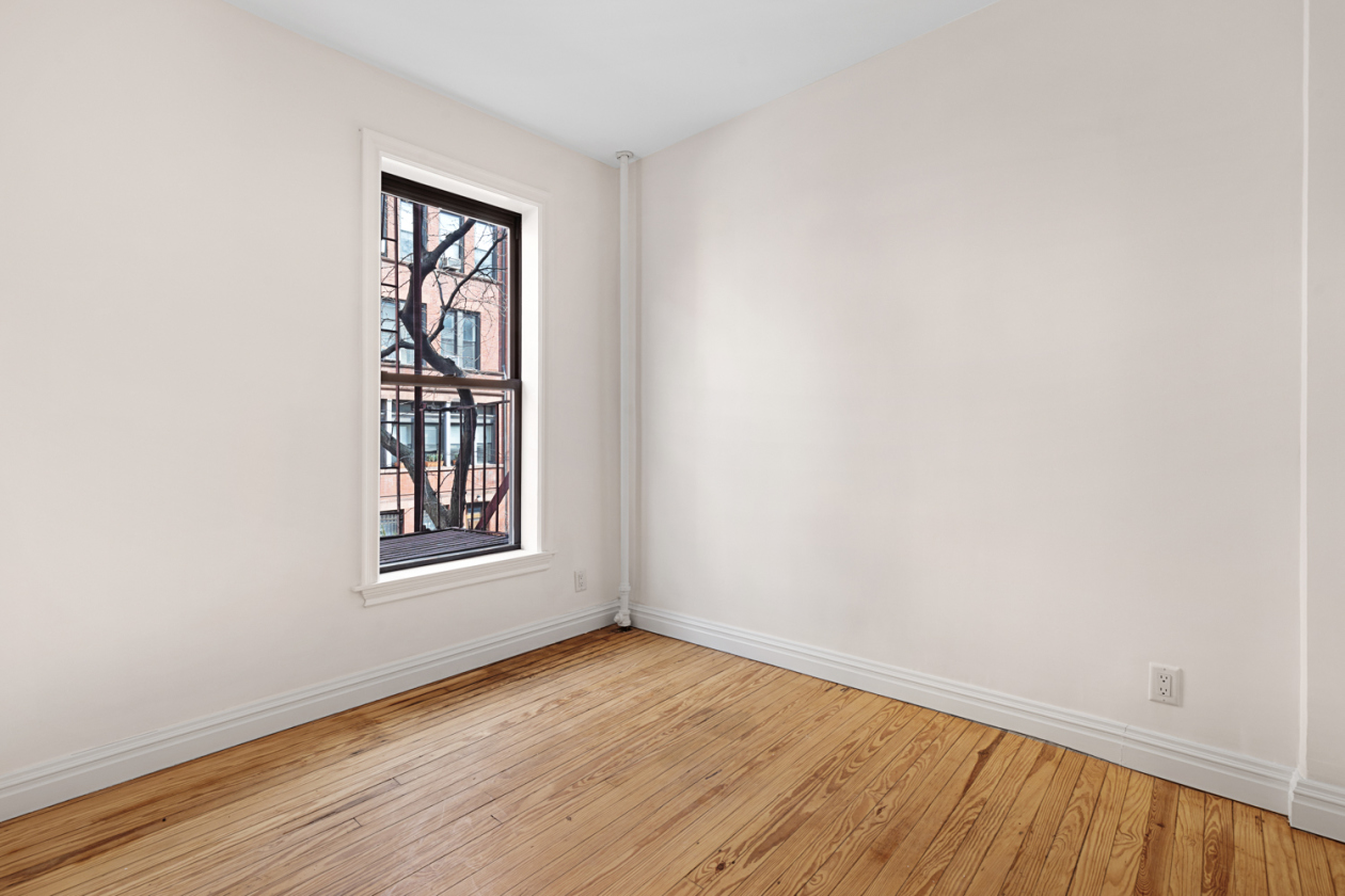 302 East 12th Street, Unit 7 Manhattan, NY 10003 - Photo 3 of 7