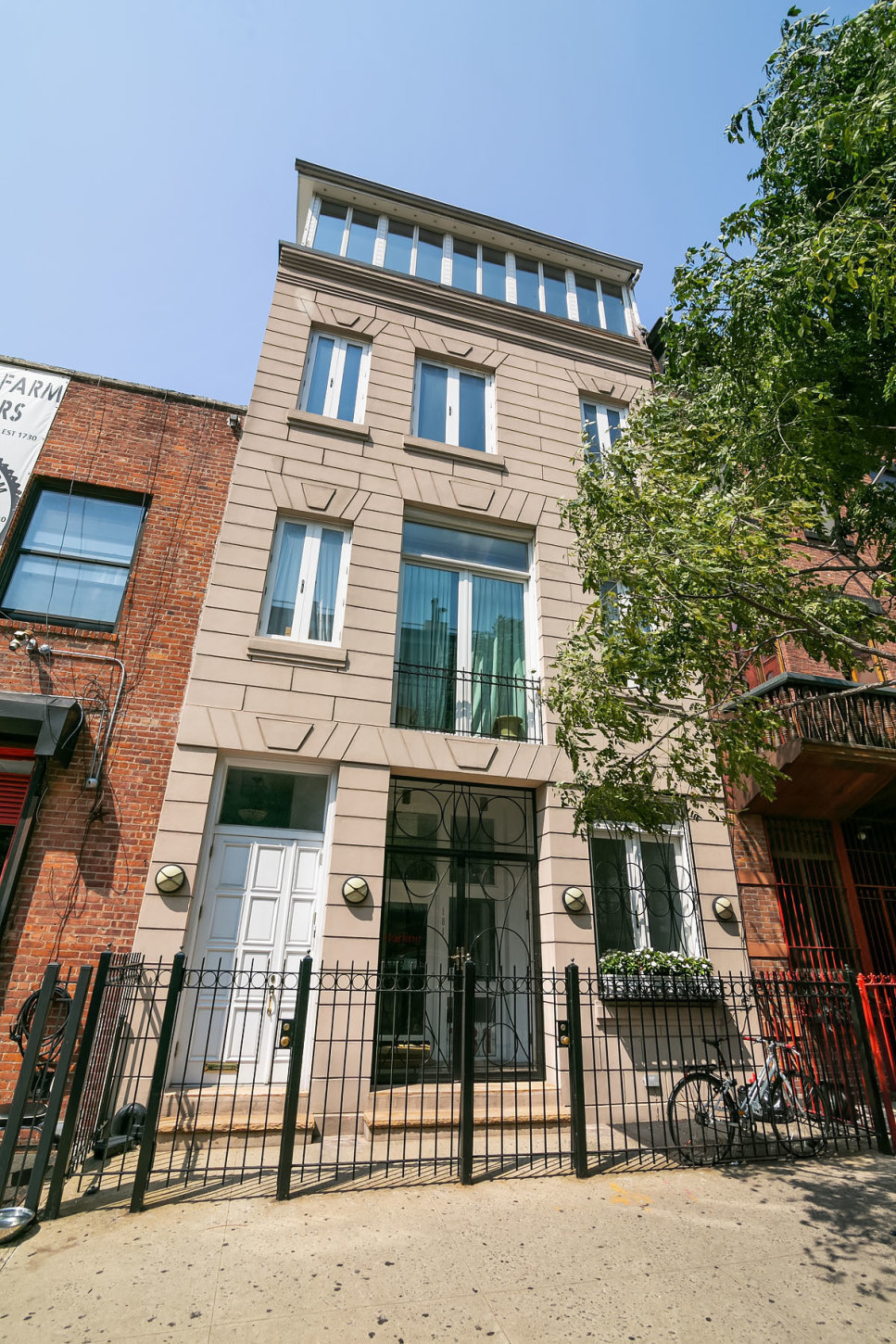 181 Christopher Street, Unit PH Manhattan, NY 10014 - Photo 12 of 17