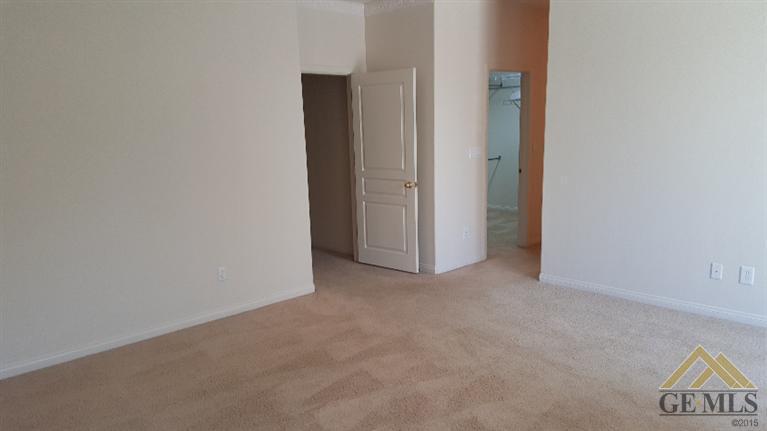 11716 Reagan Road Bakersfield, CA 93312 - Photo 16 of 29 Gallery Image 16