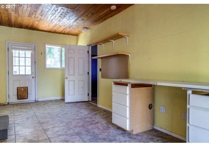 4380 Southeast Hillyard Road Gresham, OR 97080 - Photo 19 of 32 Gallery Image 19