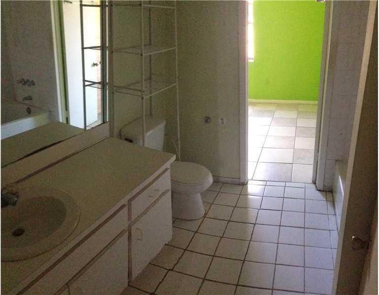 11535 Southwest 7th Street Miami, FL 33174 - Photo 9 of 10