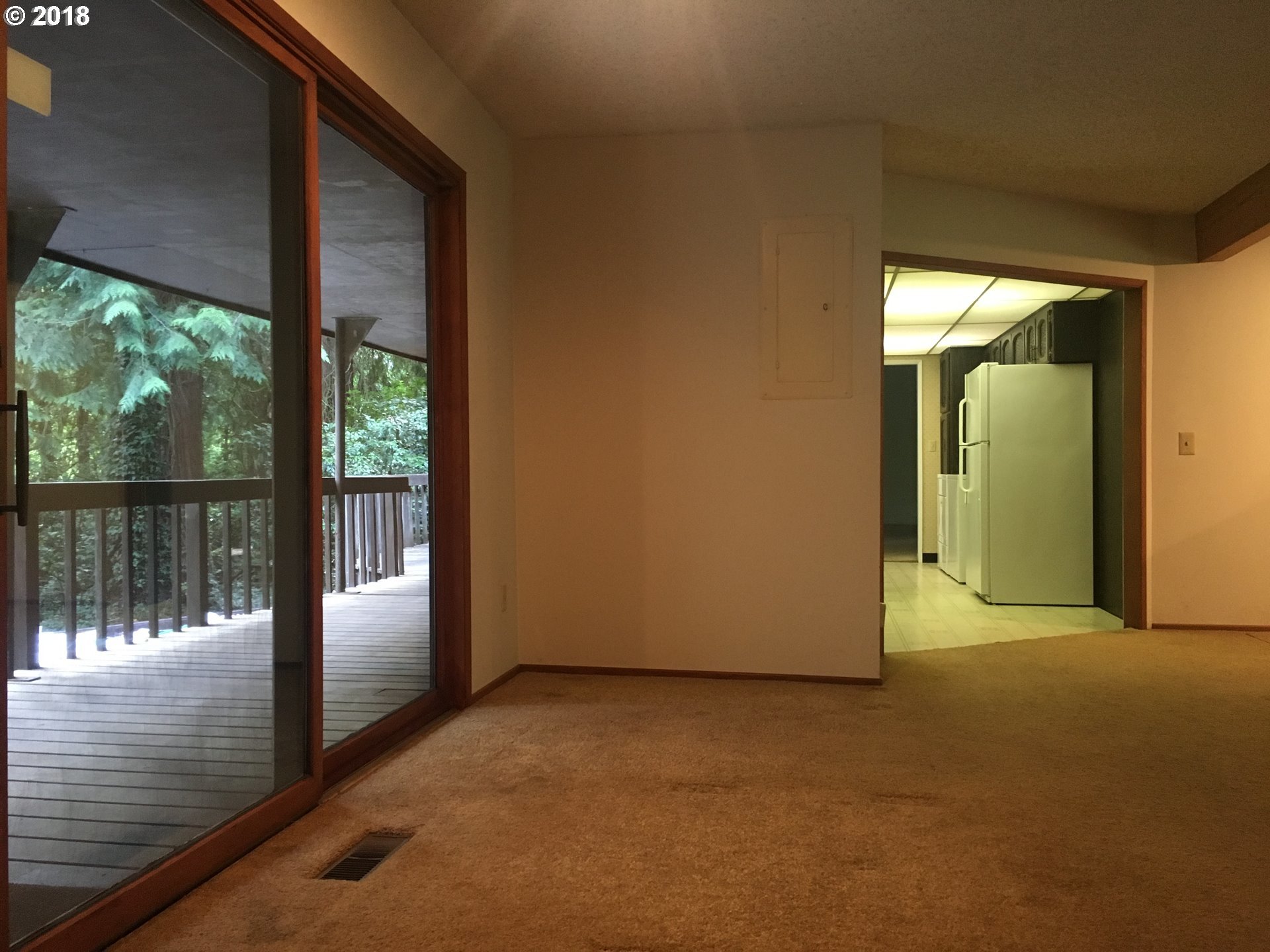9425 Southwest Lancaster Road Portland, OR 97219 - Photo 18 of 32 Gallery Image 18