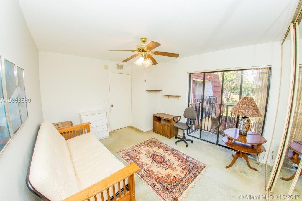 9983 Northwest 7th Street, Unit 9983 Plantation, FL 33324 - Photo 15 of 17