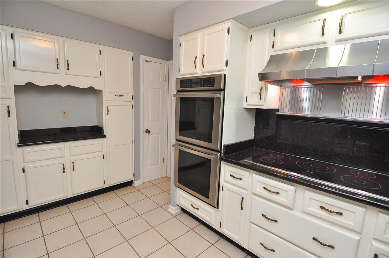 5310 Rich Road Memphis, TN 38120 - Photo 7 of 25 Gallery Image 7