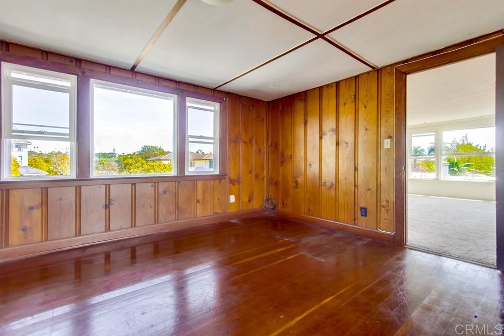 1466 Ridgeway Street Oceanside, CA 92054 - Photo 19 of 25 Gallery Image 19
