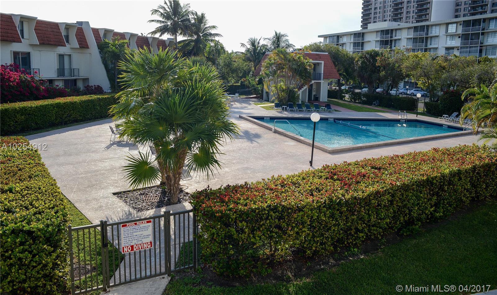 1655 Northeast 115th Street, Unit 5B Miami, FL 33181 - Photo 18 of 19