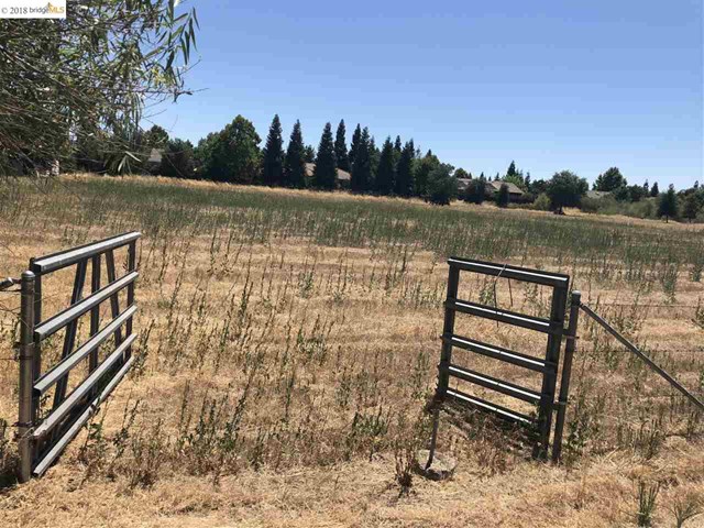 9760 Bond Road Elk Grove, CA 95624 - Photo 2 of 3