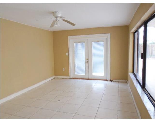 10720 Southwest 139th Road Miami, FL 33176 - Photo 12 of 17