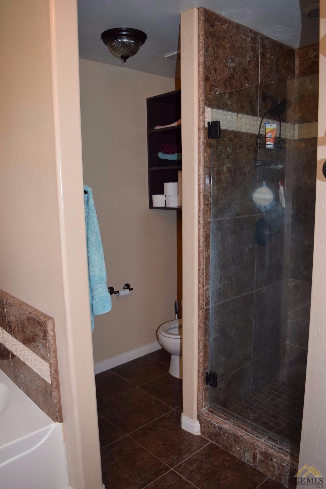 4502 Chinta Drive Bakersfield, CA 93313 - Photo 23 of 29