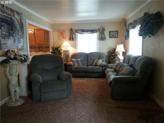 155 Oregon Way Longview, WA 98632 - Photo 3 of 8 Gallery Image 3