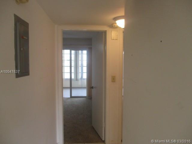 2036 Wolverton East, Unit 2036 Boca Raton, FL 33434 - Photo 8 of 17 Gallery Image 8