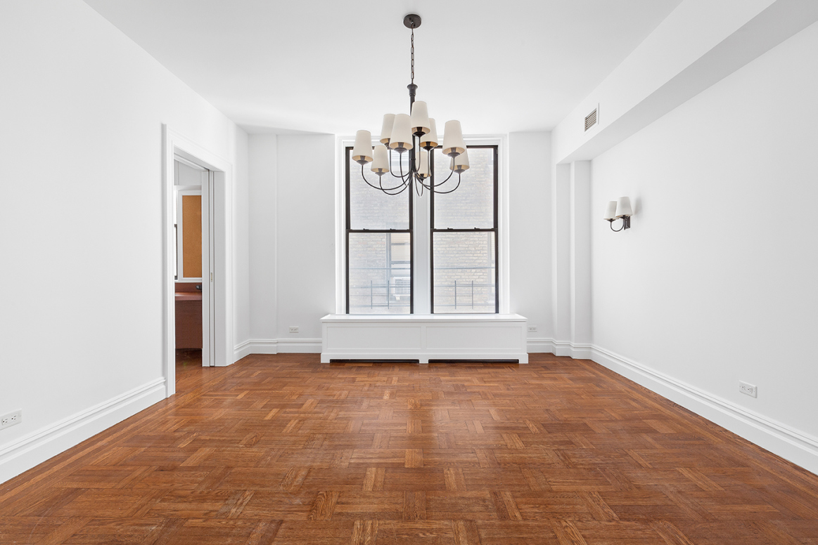 152 West 58th Street, Unit 6CD Manhattan, NY 10019 - Photo 6 of 23