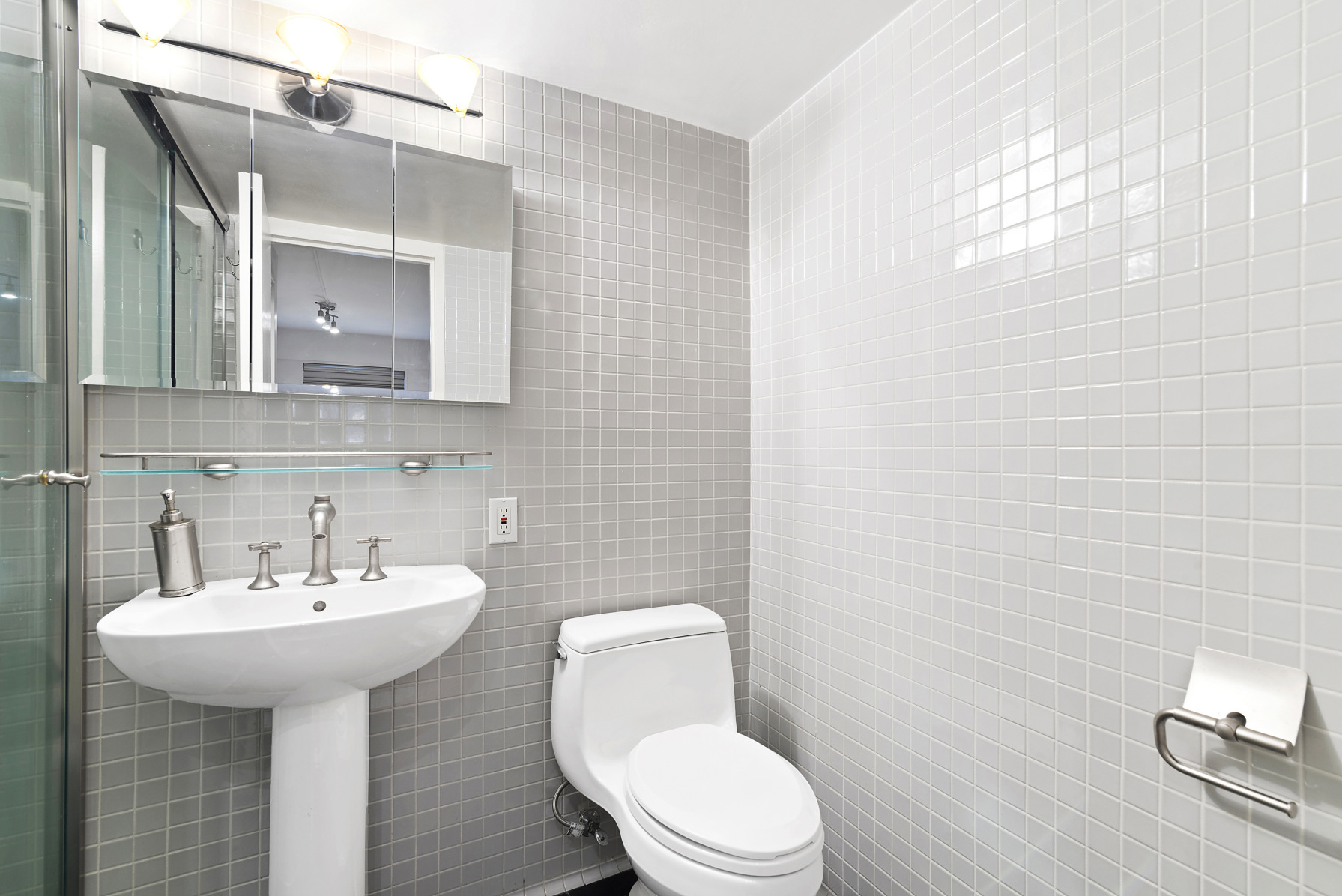100 West 57th Street, Unit 6L Manhattan, NY 10019 - Photo 5 of 7
