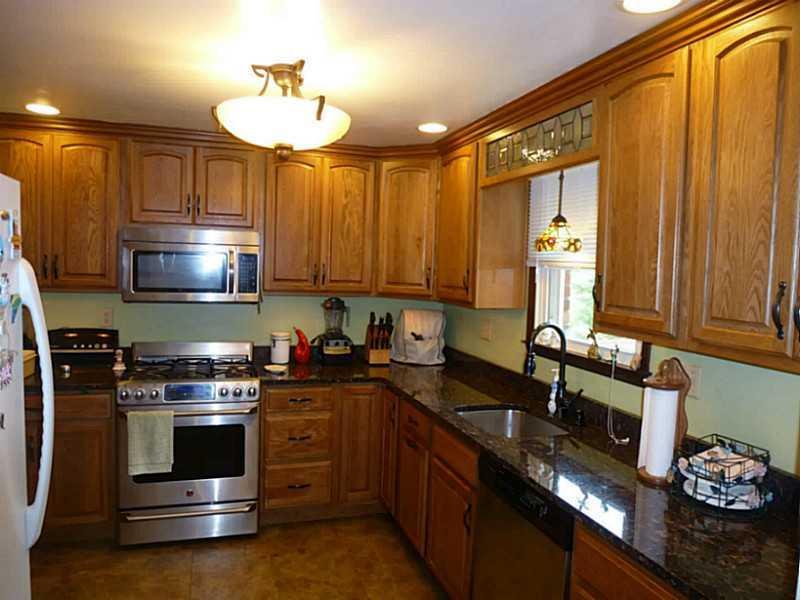 6023 Baker School Road Trafford, PA 15085 - Photo 3 of 20 Gallery Image 3
