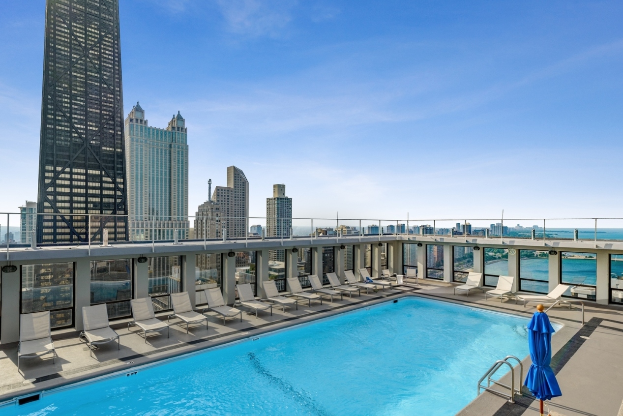 260 E Chestnut St, Chicago, IL 60611 - Photo 11 of 17