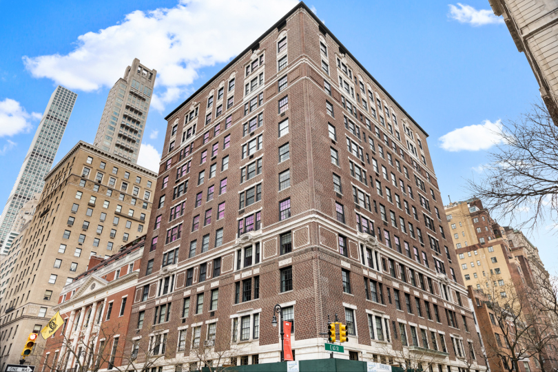 570 Park Ave, Manhattan, NY 10065 - Photo 2 of 7