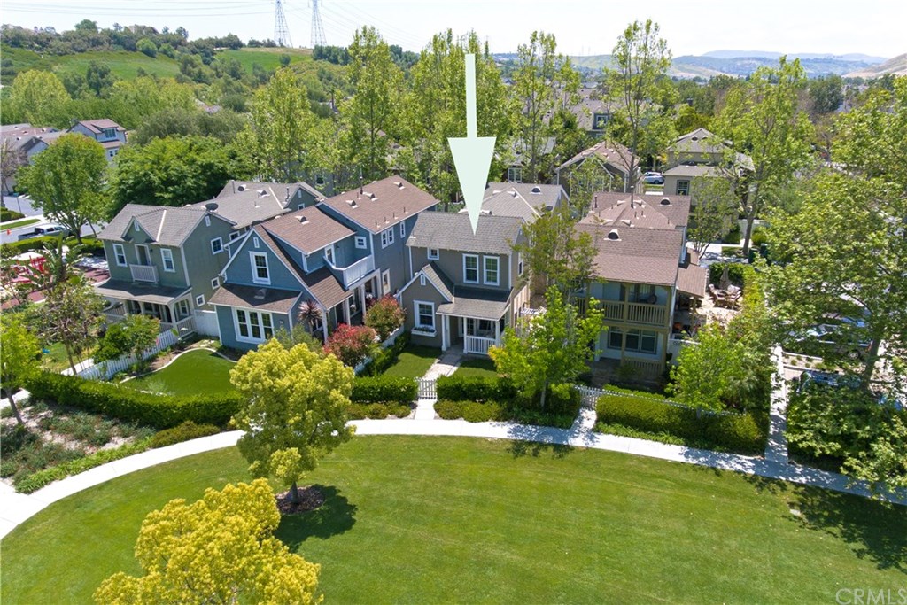 5 Wheatstone Farm Ladera Ranch, CA 92694 - Photo 3 of 32