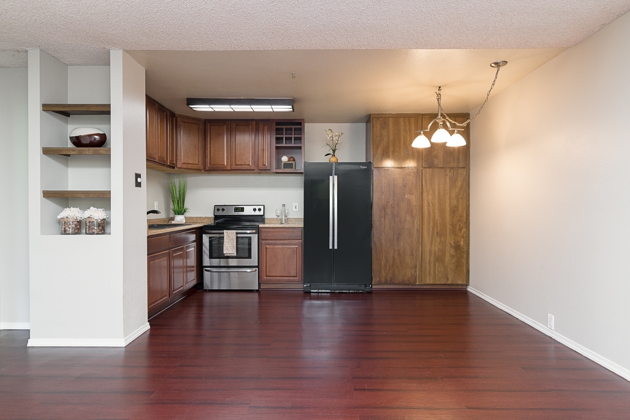 6390 Rancho Mission Road, Unit 201 San Diego, CA 92108 - Photo 9 of 24 Gallery Image 9