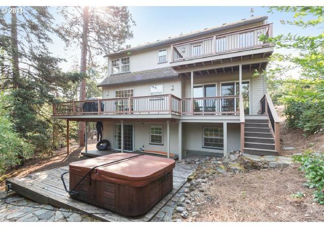 530 Highline Road Hood River, OR 97031 - Photo 1 of 16