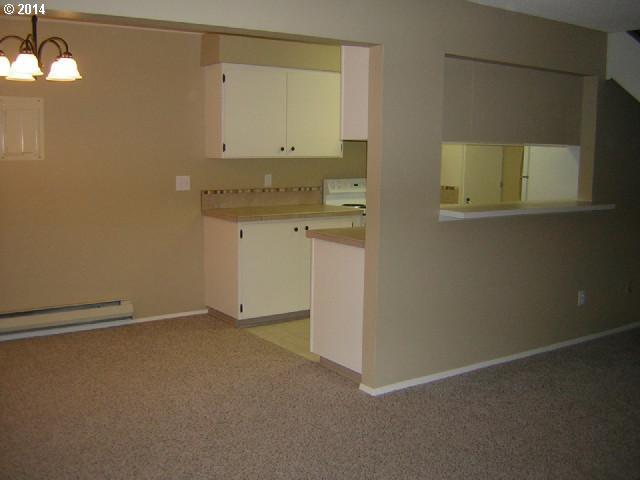 2993 Northeast Rene Avenue Gresham, OR 97030 - Photo 3 of 9 Gallery Image 3