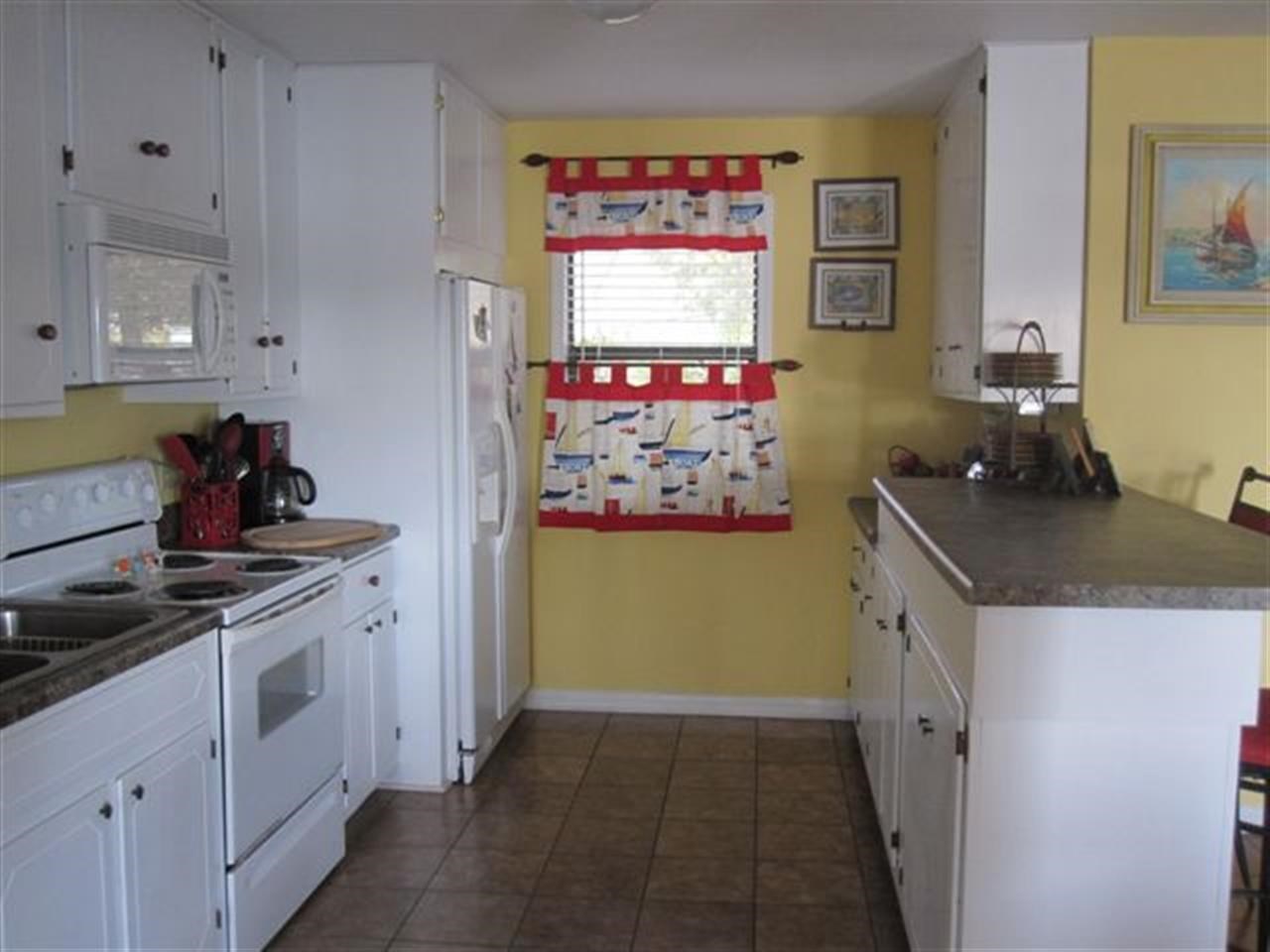 435 Sunset Beach Road Florence, AL 35633 - Photo 16 of 17