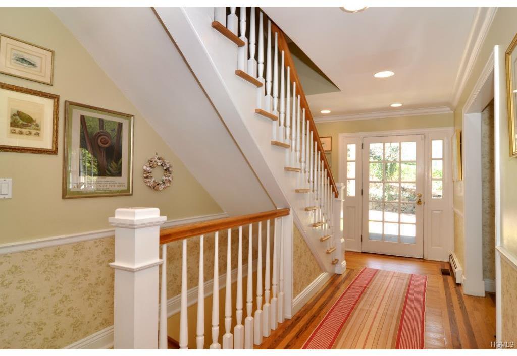 9 Avon Road Bronxville, NY 10708 - Photo 9 of 21