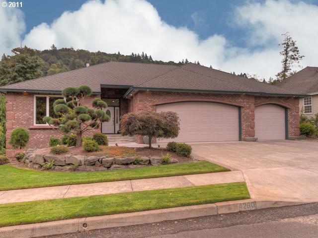 4260 Southeast Augusta Loop Gresham, OR 97080 - Photo 1 of 16 Gallery Image 1